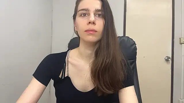 SassyJessi online show from 4, 3, 2025