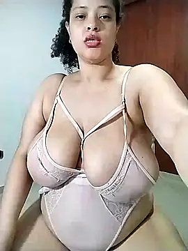 Snapshot of sweetpe chatting on 20, 3, 2025 sweetpe online show from 20, 3, 2025