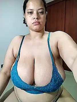 Snapshot of sweetpe chatting on 9, 3, 2025 sweetpe online show from 9, 3, 2025