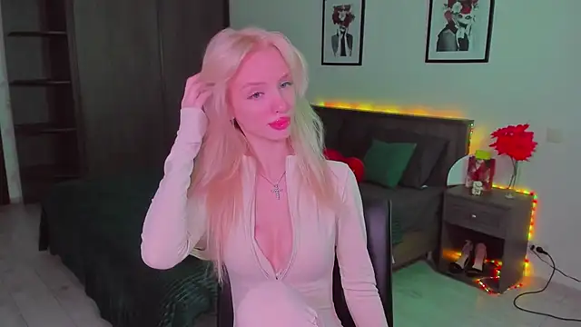 AleksaBlonde online show from 2, 3, 2025
