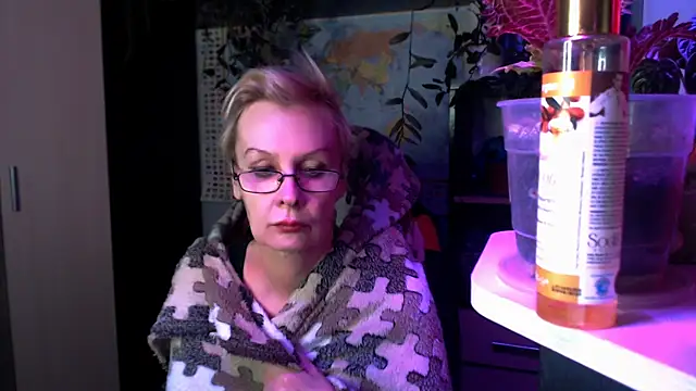 HelgaHimmell online show from 8, 4, 2026