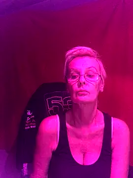 HelgaHimmell online show from 15, 11, 2025