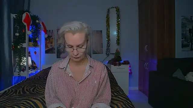 HelgaHimmell online show from 7, 1, 2025