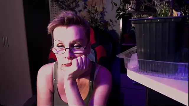 Snapshot of HelgaHimmell chatting on 2, 6, 2026 HelgaHimmell online show from 2, 6, 2026