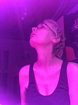 HelgaHimmell online show from 1, 12, 2025