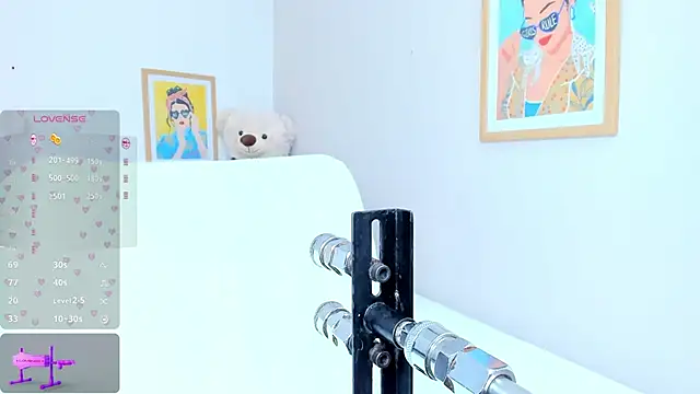 jasminnee  online show from 20, 4, 2026