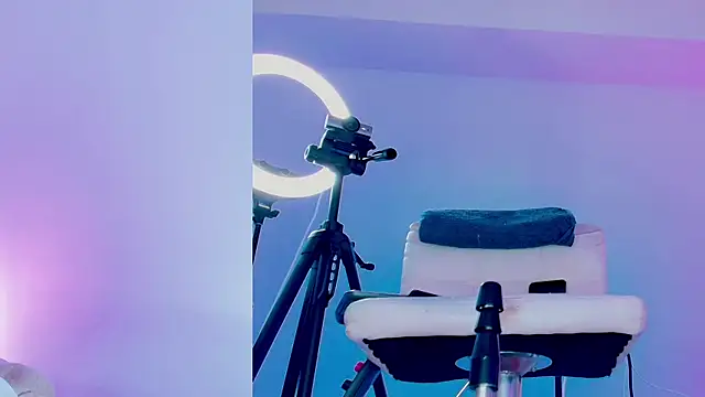 Angelst   online show from 8, 4, 2026