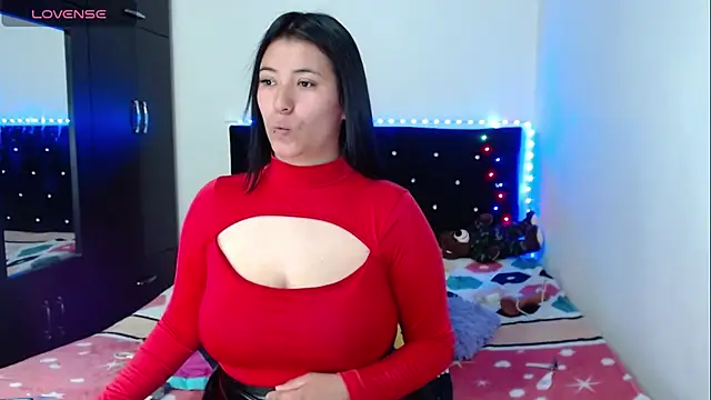 Zasha Kaira online show from 5, 12, 2025