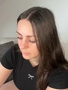 Snapshot of Loella-Rose chatting on 7, 2, 2026 Loella-Rose online show from 7, 2, 2026