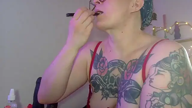 quinnmariexo online show from 4, 3, 2026