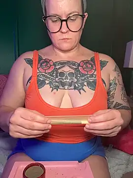 Snapshot of quinnmariexo chatting on 8, 6, 2026 quinnmariexo online show from 8, 6, 2026