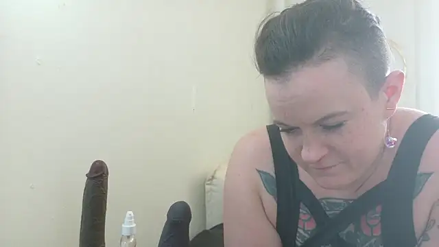 quinnmariexo online show from 24, 3, 2026