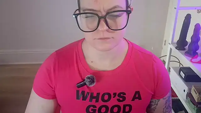 quinnmariexo online show from 16, 2, 2026