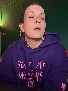 quinnmariexo online show from 12, 3, 2026