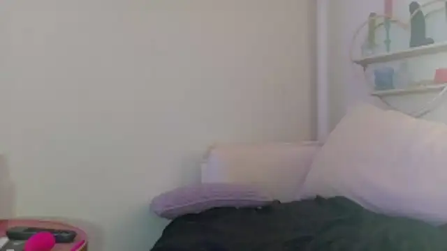 quinnmariexo online show from 2, 3, 2026