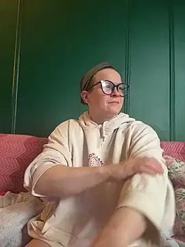 quinnmariexo online show from 5, 4, 2026