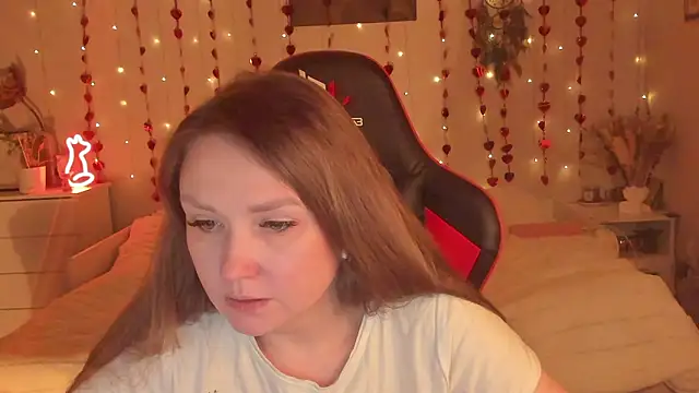 Snapshot of desperatehousewife__ chatting on 14, 2, 2026 desperatehousewife online show from 14, 2, 2026