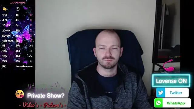 Snapshot of RealManHaveHairy chatting on 18, 5, 2026 RealManHaveHairy online show from 18, 5, 2026