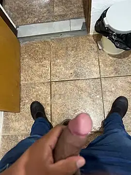 Luizcalado20 online show from 20, 1, 2025