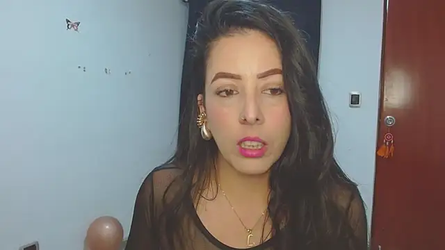 ella peck online show from 6, 11, 2025