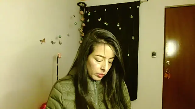 ella peck online show from 29, 11, 2025