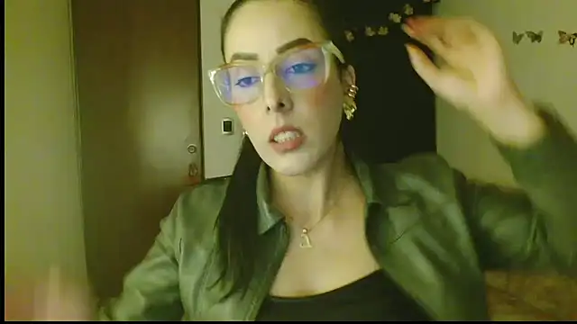 Snapshot of ella_peck chatting on 21, 4, 2026 ella peck online show from 21, 4, 2026