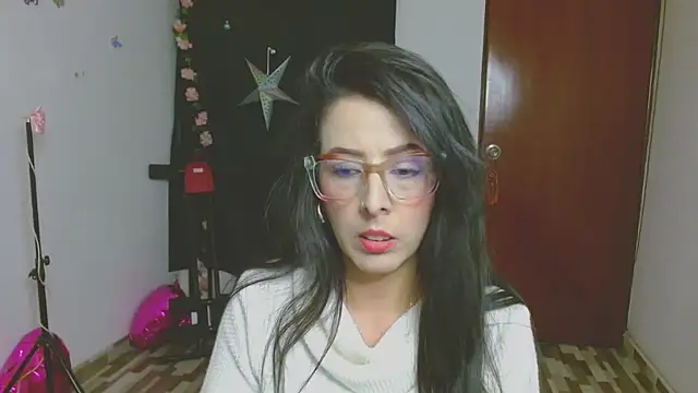 Snapshot of ella_peck chatting on 3, 2, 2026 ella peck online show from 3, 2, 2026