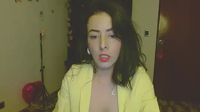 Snapshot of ella_peck chatting on 18, 12, 2025 ella peck online show from 18, 12, 2025