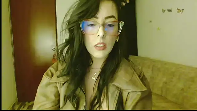 Snapshot of ella_peck chatting on 22, 4, 2026 ella peck online show from 22, 4, 2026