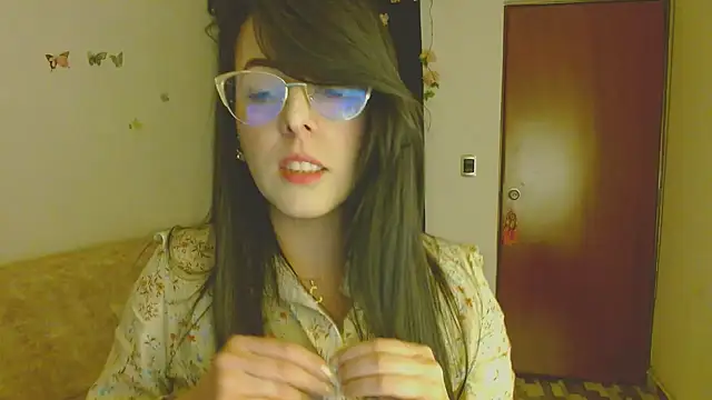 Snapshot of ella_peck chatting on 6, 5, 2026 ella peck online show from 6, 5, 2026