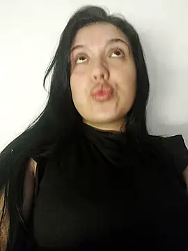 Sophie-hatter online show from 20, 3, 2025