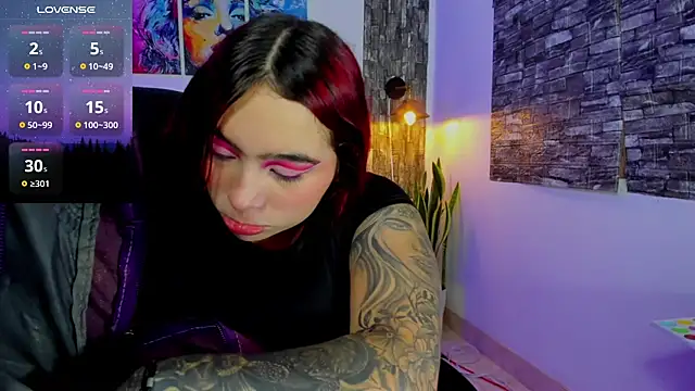 Snapshot of Ariadna_sc chatting on 28, 10, 2025 Ariadna sc online show from 28, 10, 2025