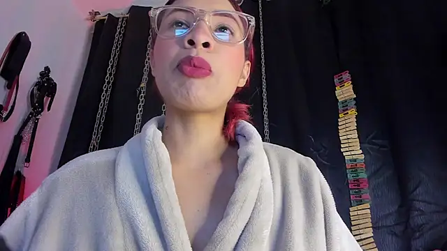 charrlotte quinn online show from 11, 3, 2026