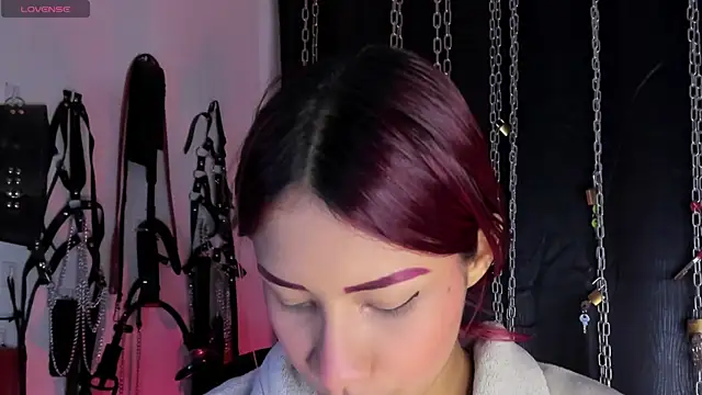 charrlotte quinn online show from 3, 6, 2026