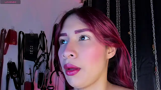 charrlotte quinn online show from 27, 5, 2026