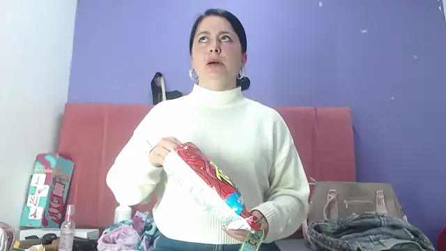 agathacorlincm101 online show from 4, 3, 2025