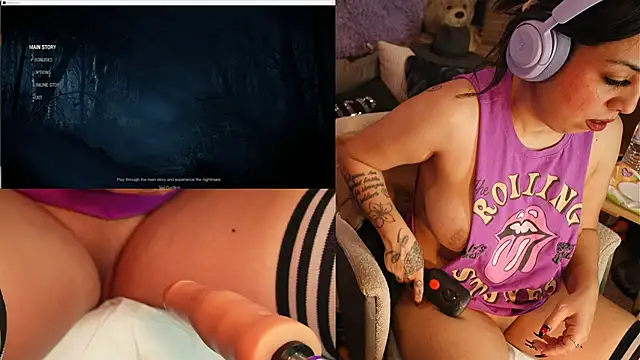 Snapshot of IndiaBlaze chatting on 17, 11, 2025 IndiaBlaze online show from 17, 11, 2025