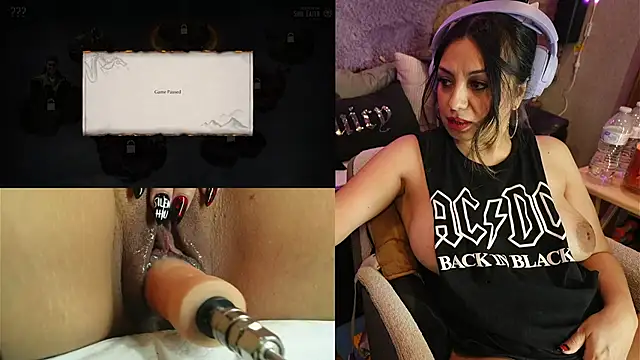 Snapshot of IndiaBlaze chatting on 1, 11, 2025 IndiaBlaze online show from 1, 11, 2025