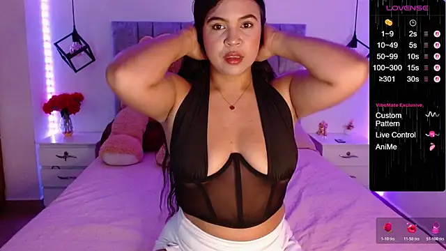 Snapshot of sofia_burman chatting on 9, 11, 2025 sofia burman online show from 9, 11, 2025