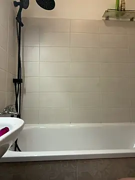 czruz online show from 10, 4, 2026