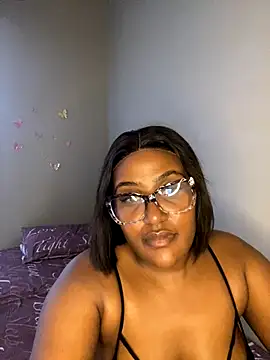 yummydoll97 online show from 14, 11, 2025