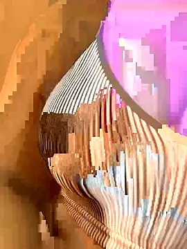 yummydoll97 online show from 13, 2, 2025