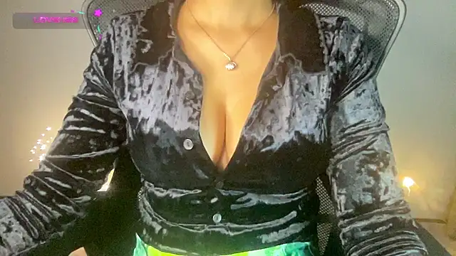 Tashaa online show from 27, 2, 2025