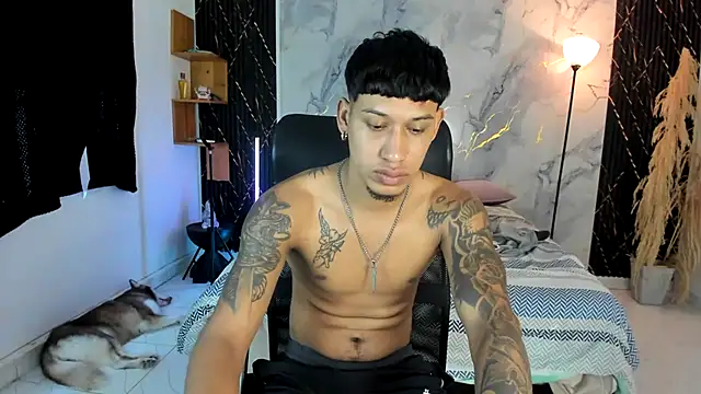 Snapshot of slim_master12 chatting on 3, 5, 2026 slim master12 online show from 3, 5, 2026
