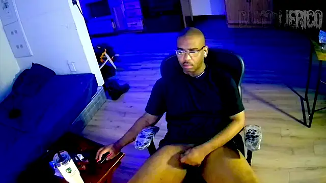 Snapshot of Southernfuckery chatting on 10, 4, 2026 Southernfuckery online show from 10, 4, 2026