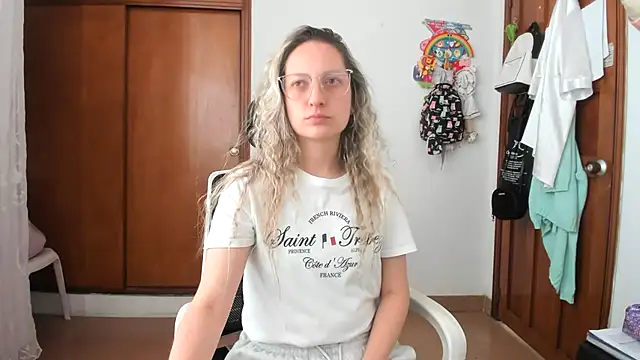 Adele johnsonn1 online show from 22, 10, 2025