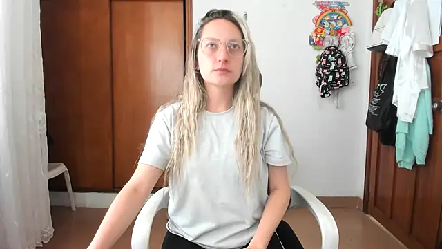 Adele johnsonn1 online show from 15, 10, 2025