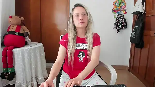 Adele johnsonn1 online show from 29, 6, 2026