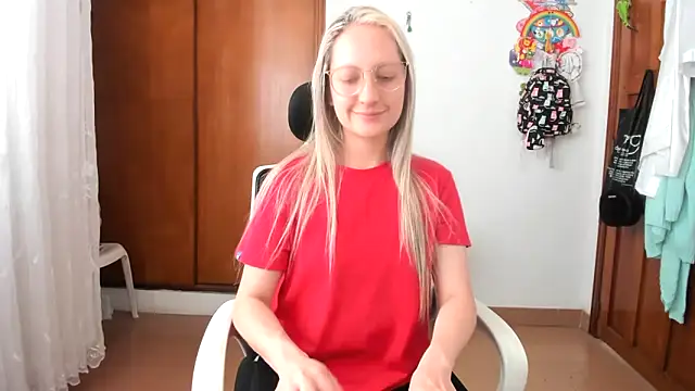 Adele johnsonn1 online show from 3, 11, 2025