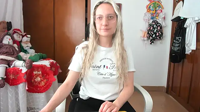 Adele johnsonn1 online show from 3, 12, 2025